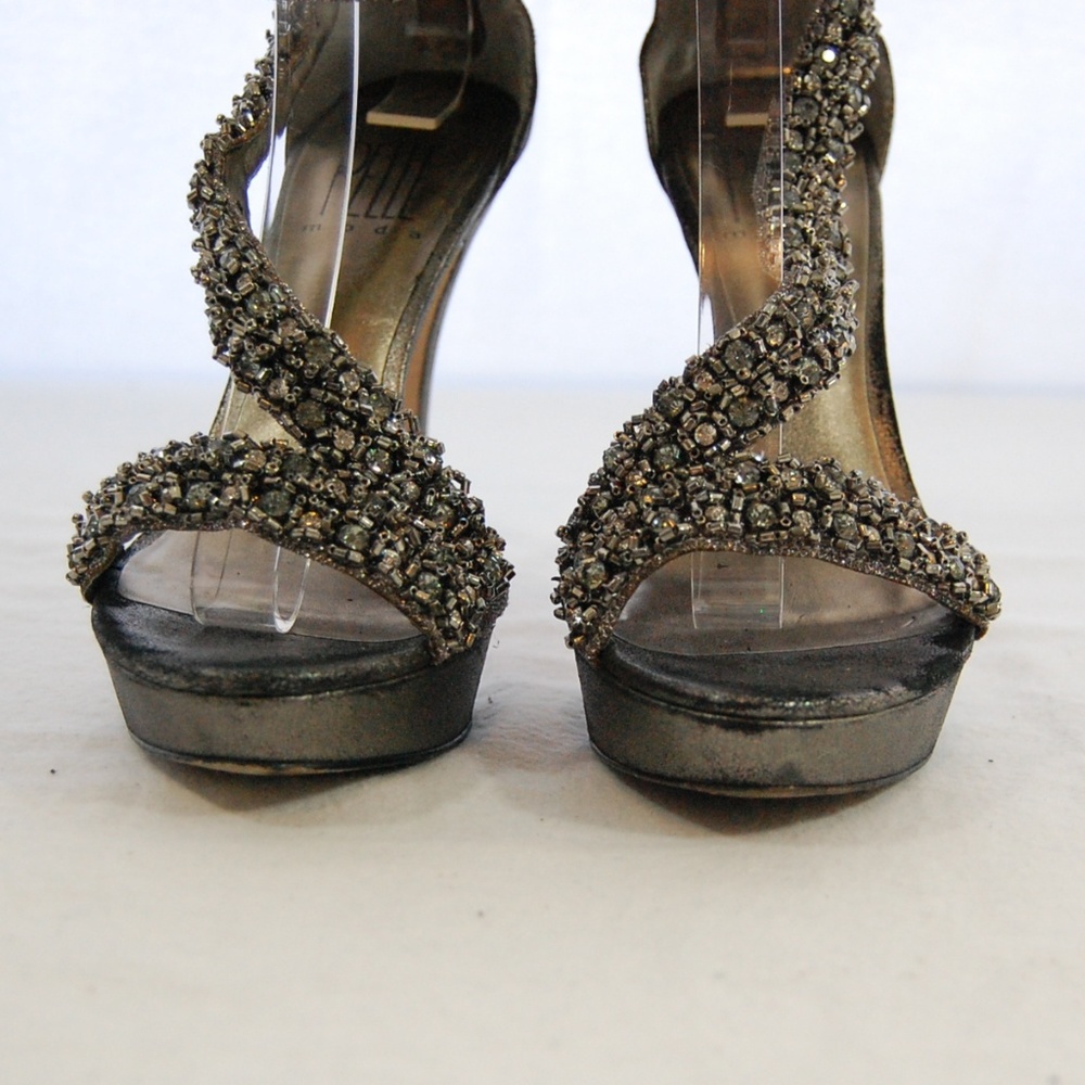 Listing Moved - check out @erinmcawesome closet - Picture 6 of 8